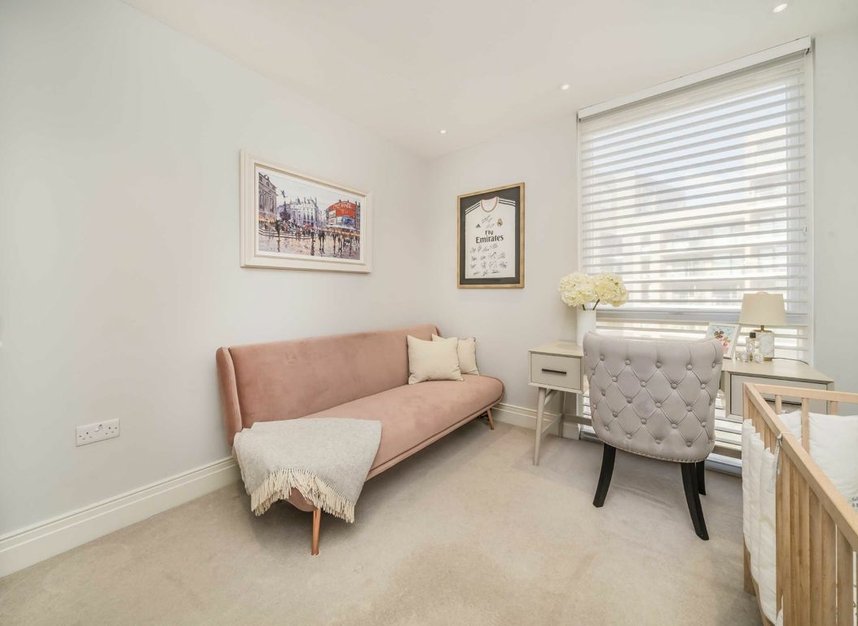 Properties for sale in Queenshurst Square - KT2 5FW view5