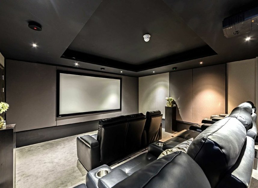 Properties for sale in Queenshurst Square - KT2 5FW view9