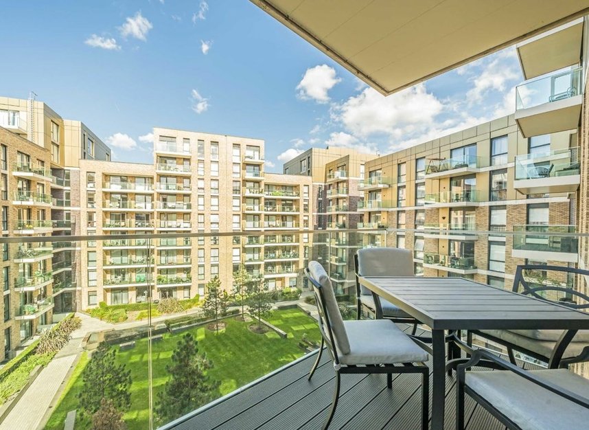 Properties for sale in Queenshurst Square - KT2 5FW view6