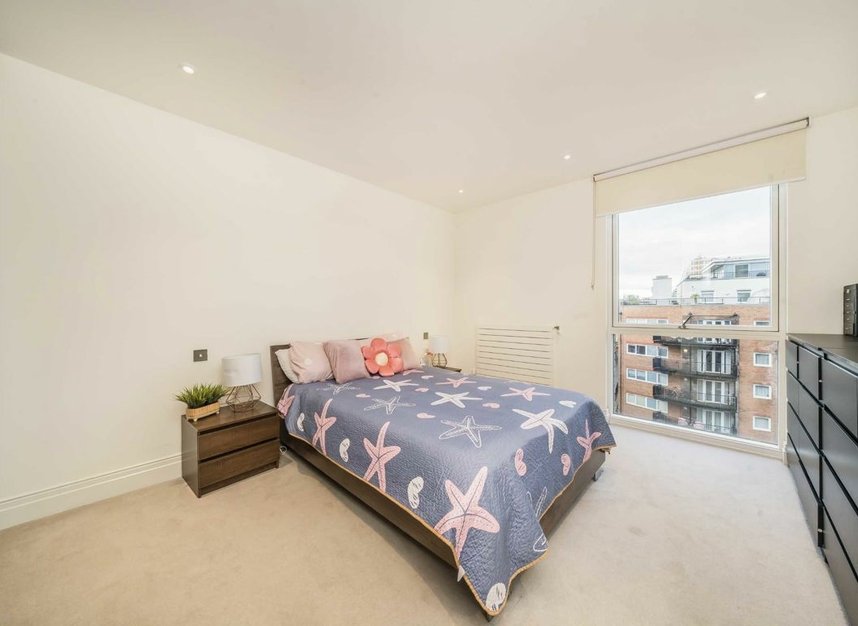 Properties sold in Queenshurst Square - KT2 5FY view4