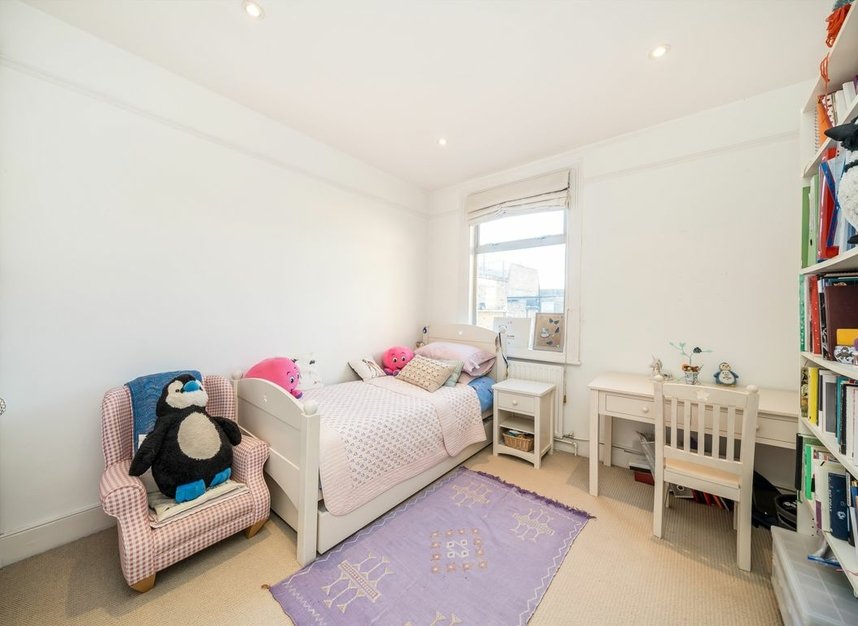 Properties for sale in Radipole Road - SW6 5DL view8