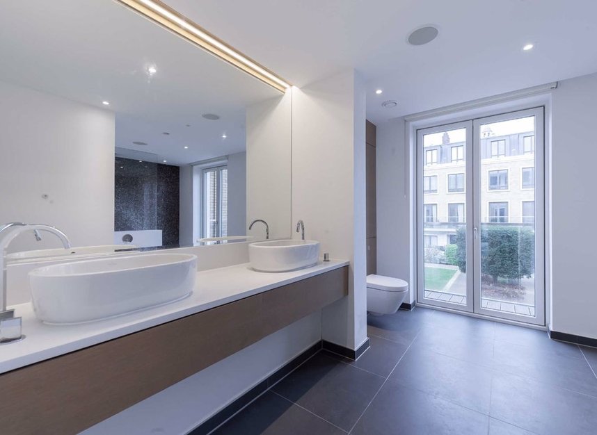 Properties for sale in Rainsborough Square - SW6 1DQ view9