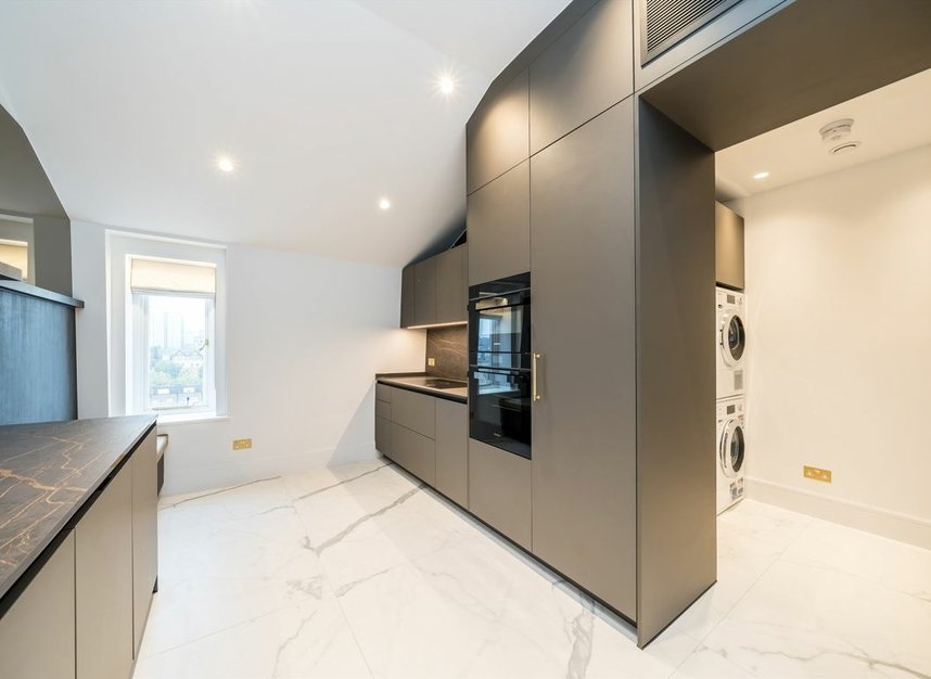 Properties for sale in Randolph Avenue - W9 1BJ view3