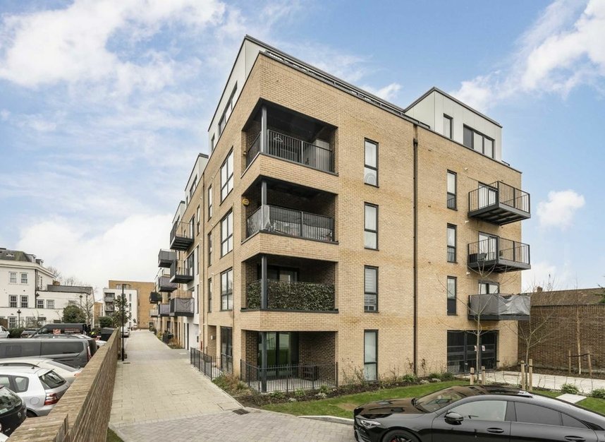 Properties sold in Reeve Street - TW13 4NF view1