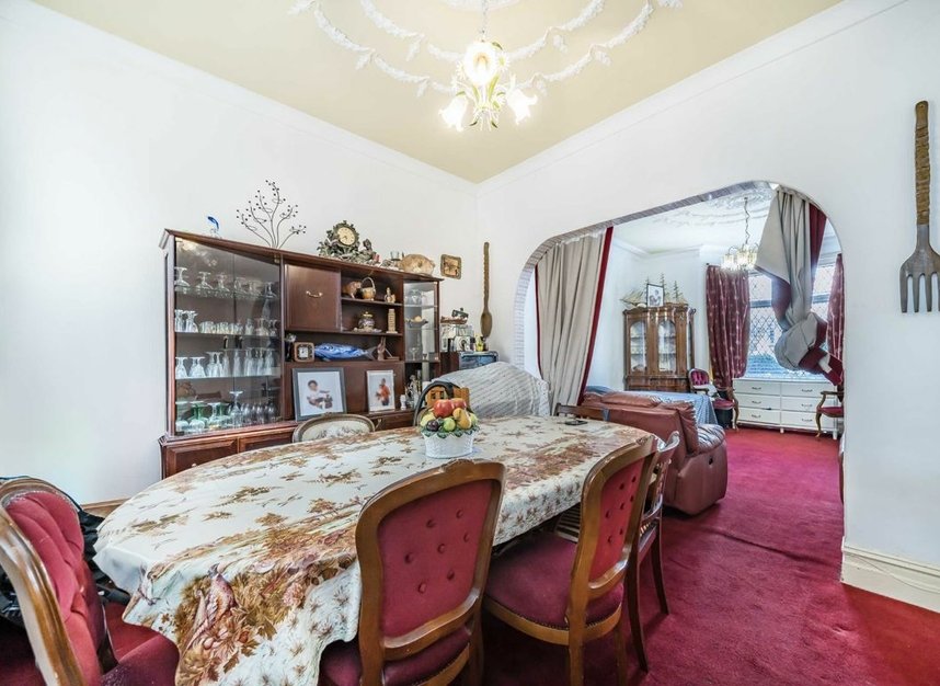 Properties for sale in Ribblesdale Road - SW16 6SF view3