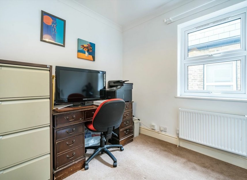 Properties for sale in Ribblesdale Road - SW16 6SE view12