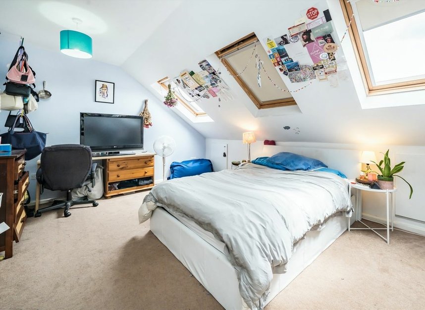 Properties for sale in Ribblesdale Road - SW16 6SE view10