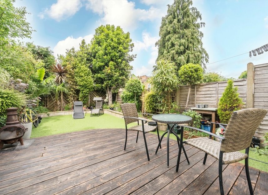 Properties for sale in Ribblesdale Road - SW16 6SE view5
