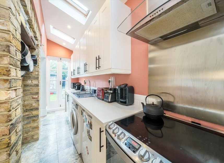 Properties for sale in Ribblesdale Road - SW16 6SE view3