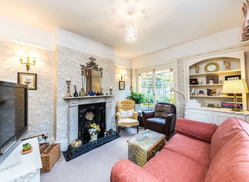 House for sale in Richmond Road, Twickenham, TW1 (Ref 224464) Dexters