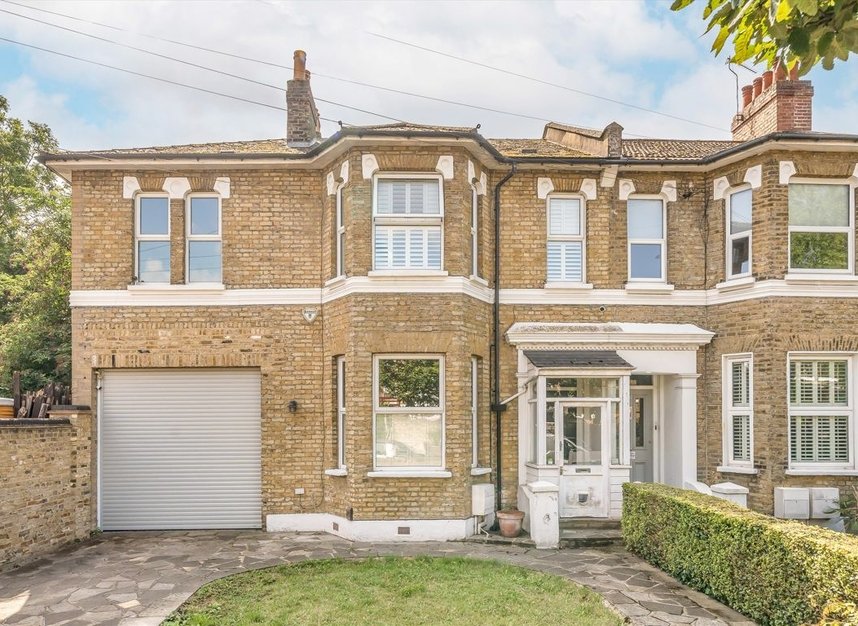 Properties for sale in Rockbourne Road - SE23 2DD view1