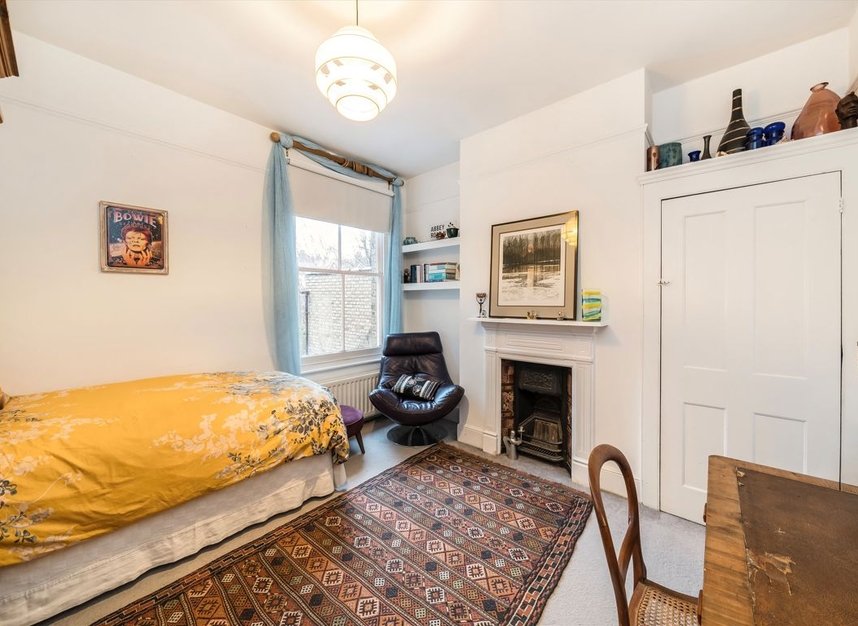 Properties for sale in Rosebery Road - N10 2LJ view8