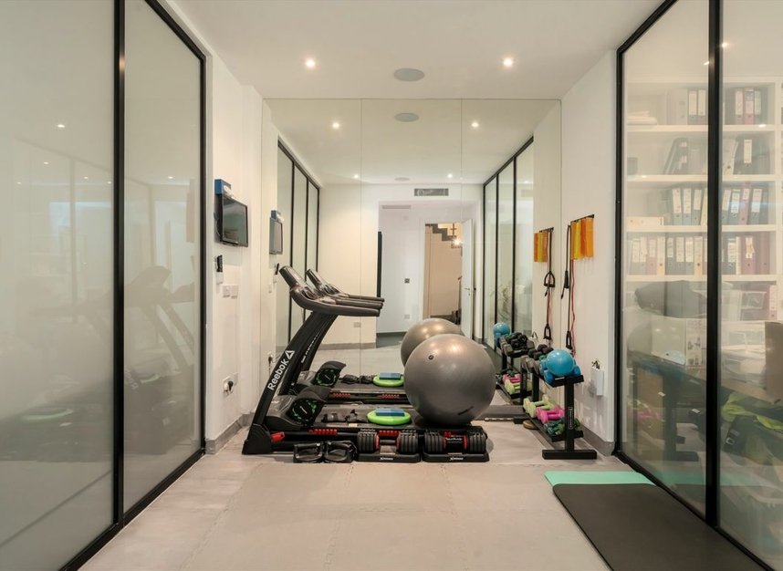 Properties for sale in Rosslyn Hill - NW3 5UJ view8