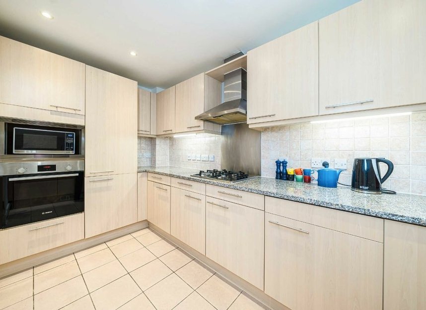 Properties sold in Rotherhithe Street - SE16 5EQ view3