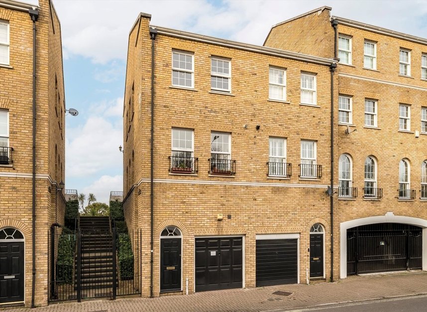 Properties for sale in Rotherhithe Street - SE16 5XW view9