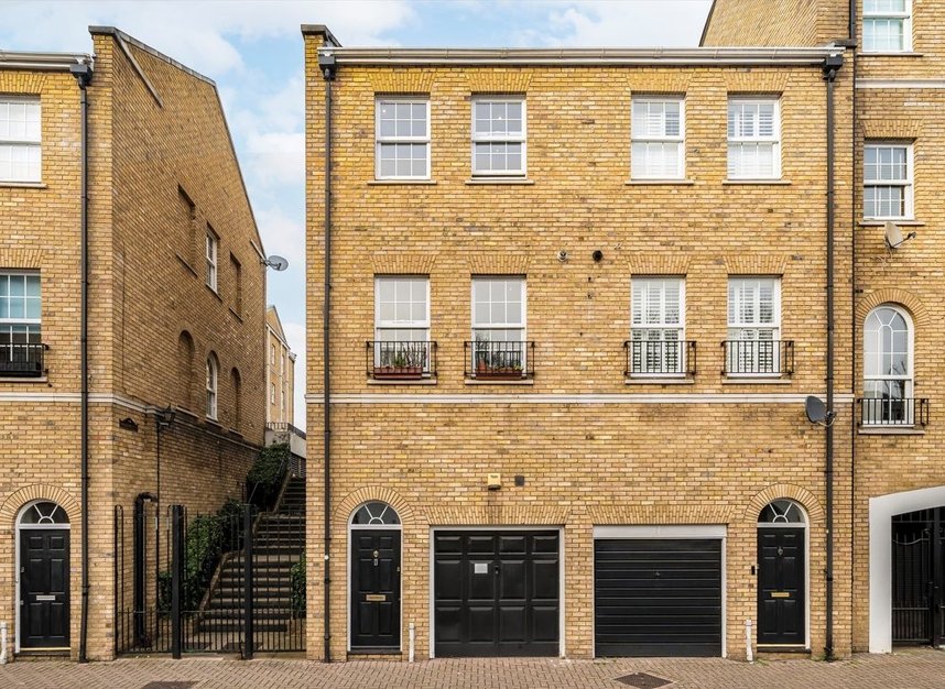 Properties for sale in Rotherhithe Street - SE16 5XW view1