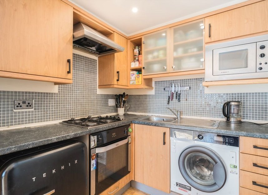 Properties for sale in Rotherhithe Street - SE16 5GW view3