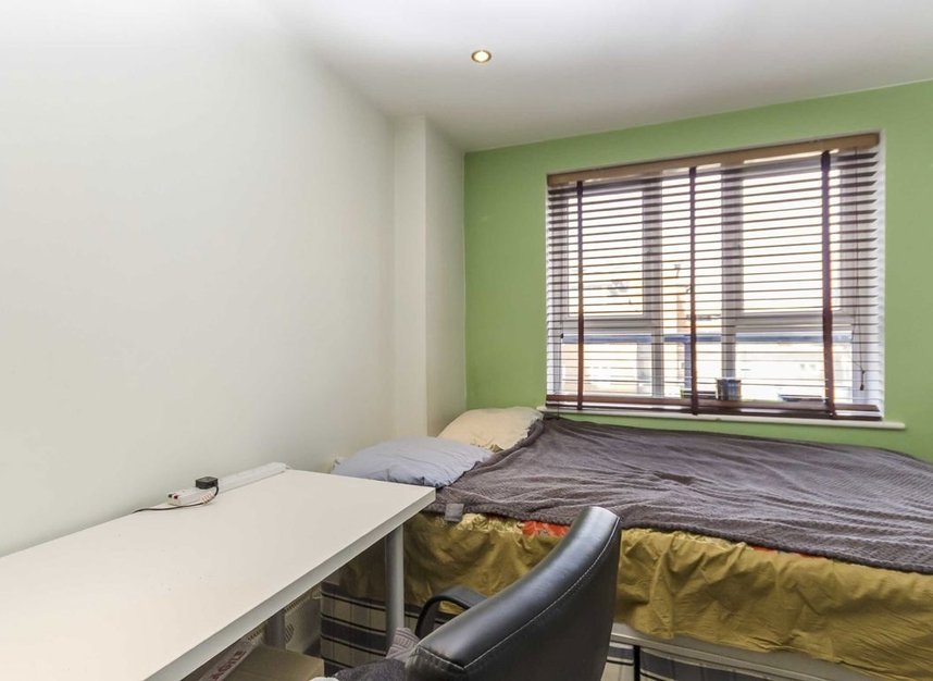 Properties for sale in Royal Quarter - KT2 5BG view5