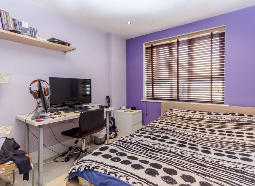 Properties for sale in Royal Quarter - KT2 5BG view4