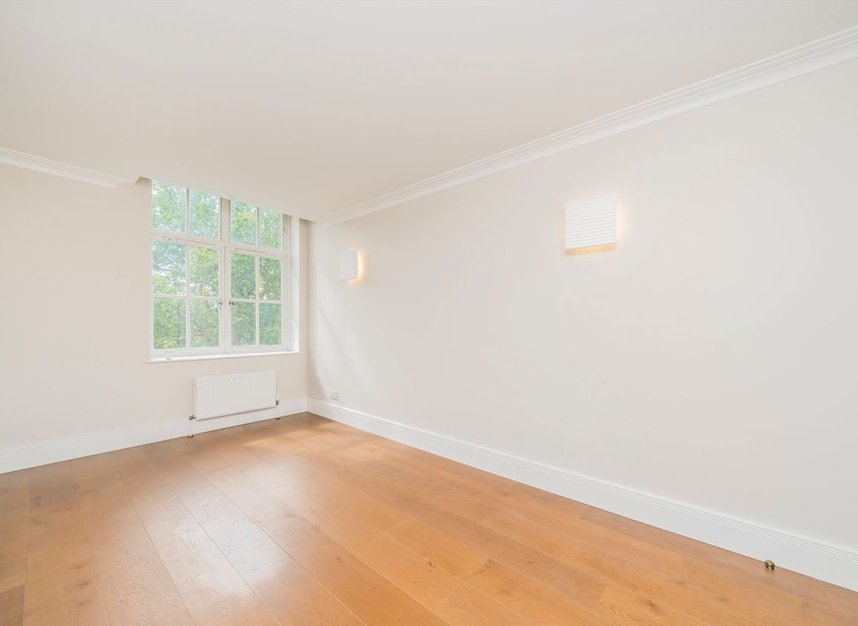Properties for sale in Russell Square - WC1B 5ER view7