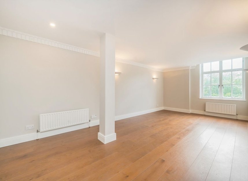 Properties for sale in Russell Square - WC1B 5ER view5