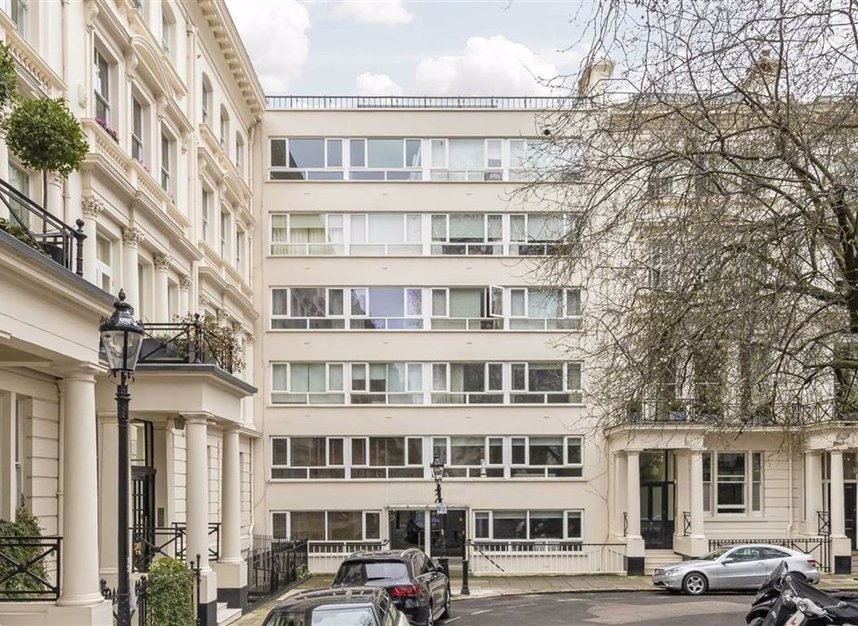Properties for sale in Rutland Gate - SW7 1PB view19