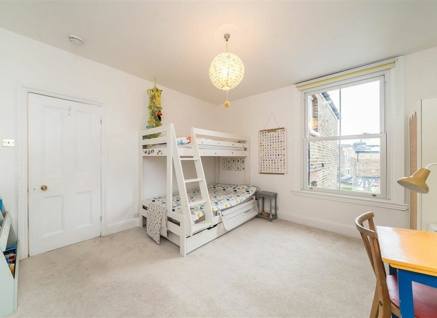 Properties for sale in Ryde Vale Road - SW12 9JQ view11