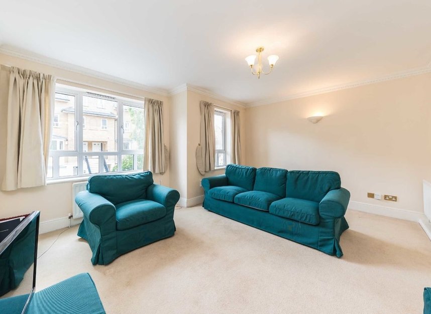House terraced for sale in Samuel Gray Gardens, Kingston Upon Thames