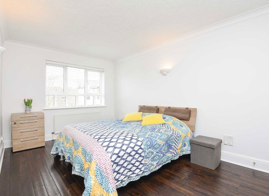 Properties for sale in Samuel Gray Gardens - KT2 5UX view5