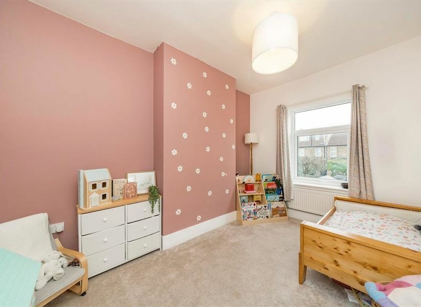Properties for sale in Sandhurst Road - SE6 1XD view6