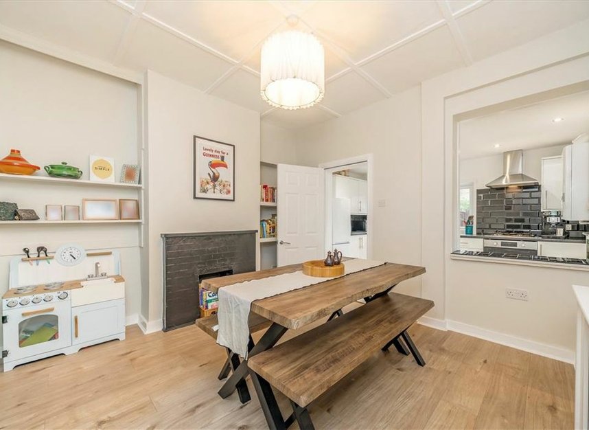 Properties for sale in Sandhurst Road - SE6 1XD view4