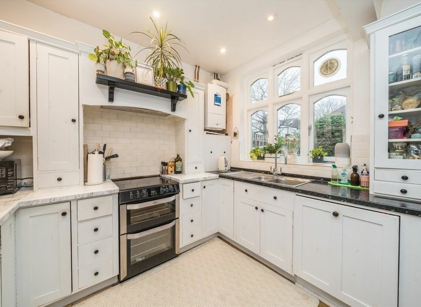 Properties for sale in Sandringham Avenue - SW20 8JY view3