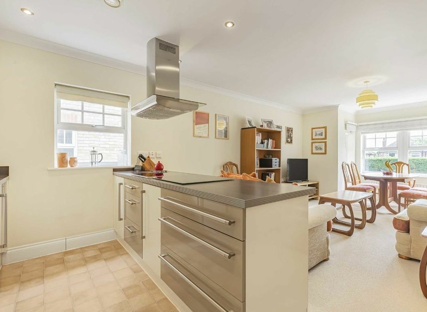 Properties sold in Sandringham Mews - TW12 2LF view2