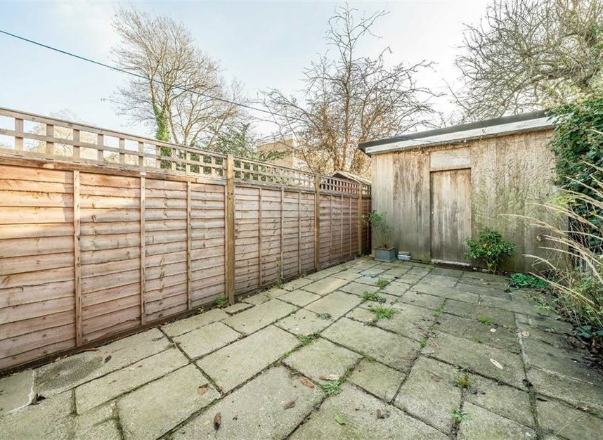 Properties sold in School House Lane - TW11 9DP view8