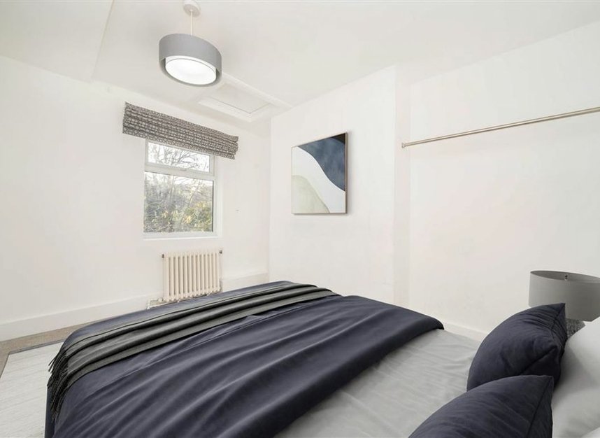 Properties sold in School House Lane - TW11 9DP view6