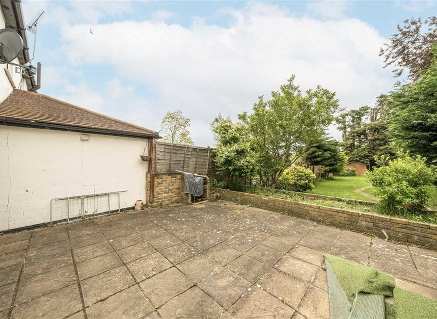 House semidetached for sale in Senlac Road, London, SE12 (Ref 225533