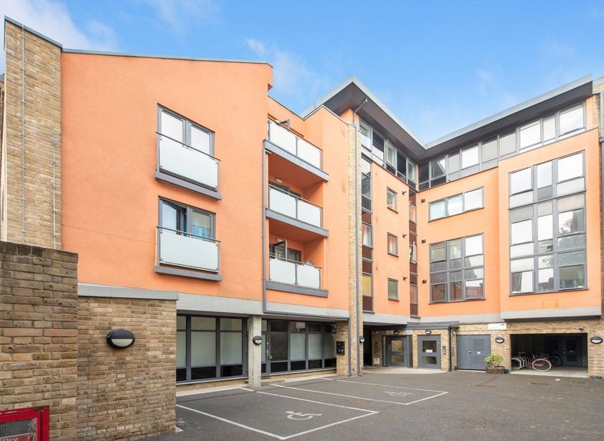 Properties for sale in Shacklewell Lane - E8 2FG view12