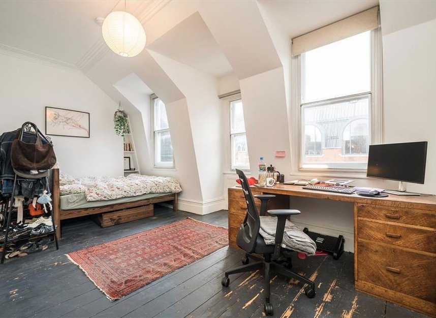 Properties for sale in Shaftesbury Avenue - W1D 5EQ view6