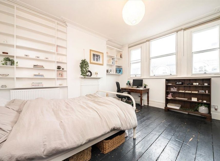 Properties for sale in Shaftesbury Avenue - W1D 5EQ view4