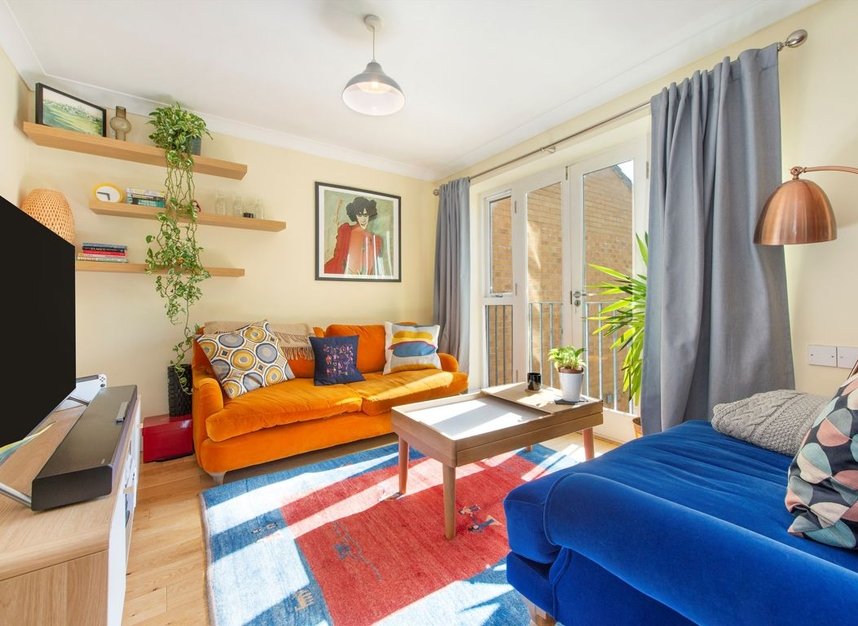 Properties for sale in Shalbourne Square - E9 5JN view2