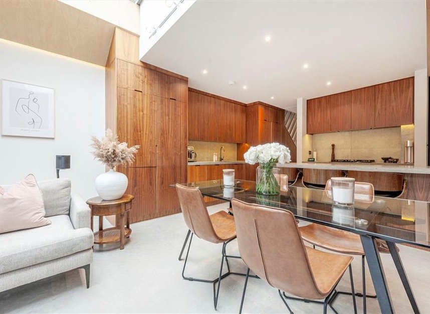 Properties sold in Shandon Road - SW4 9HR view2