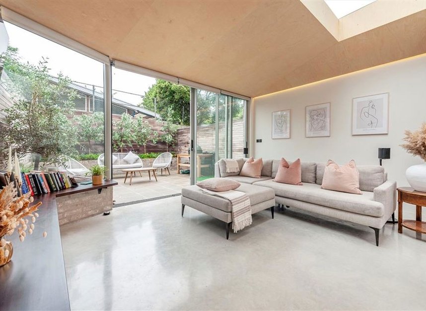 Properties sold in Shandon Road - SW4 9HR view3