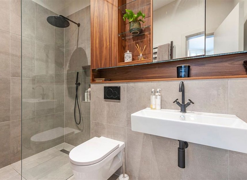 Properties sold in Shandon Road - SW4 9HR view10