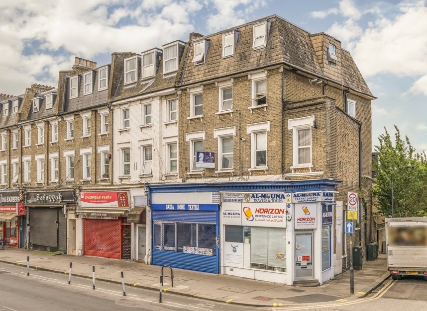 Properties for sale in Shepherd's Bush, London W12 -  view1