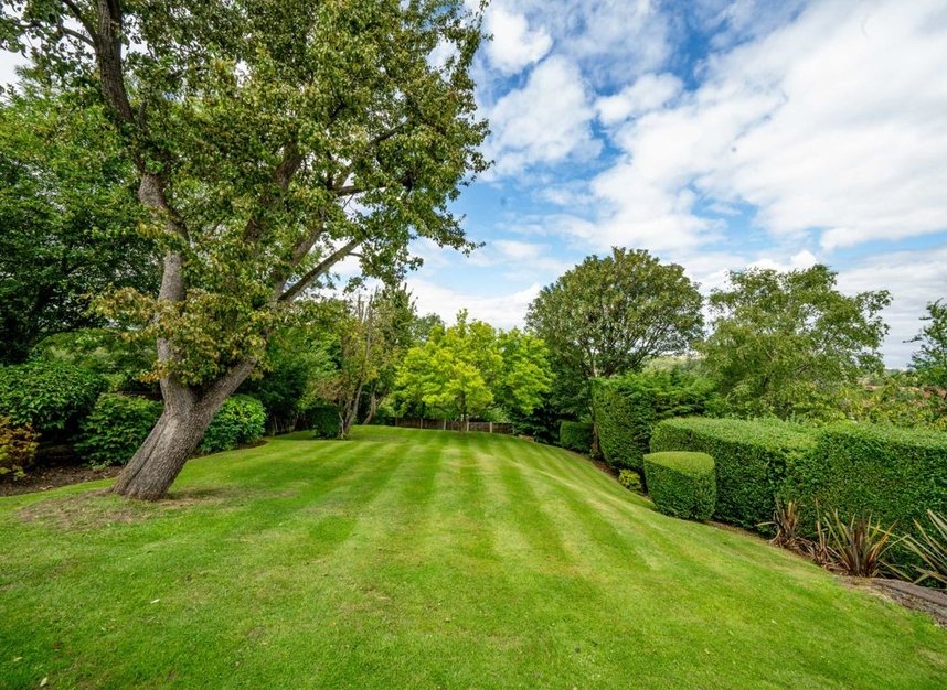 Flat for sale in Shepherds Hill, London, N6 (Ref 207460) Dexters