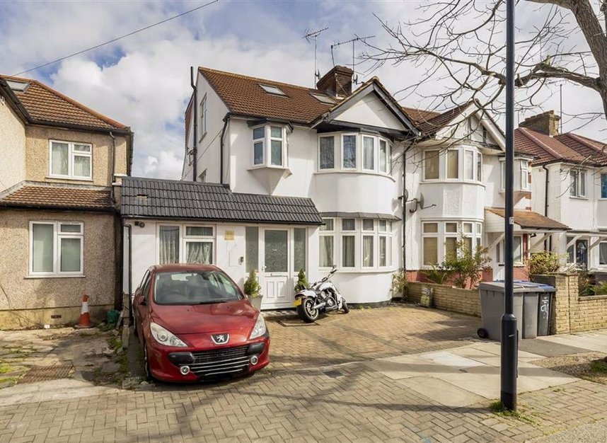 Property For Sale In Sherrick Green Road London Nw10 Dexters