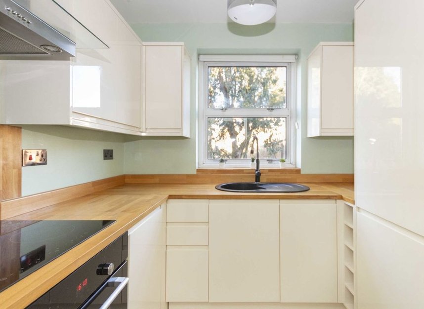 Properties for sale in Shirley Gardens - W7 3PU view3