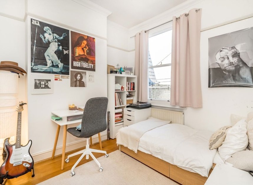 Properties for sale in Shorrolds Road - SW6 7UA view11