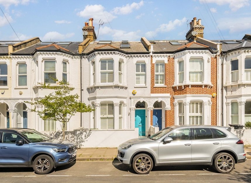 Properties for sale in Shorrolds Road - SW6 7UA view1