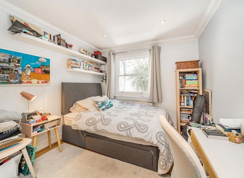 Properties for sale in Shorrolds Road - SW6 7UA view10